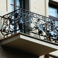 Кованые балконы картинки